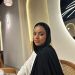 Mohra Velvet Black