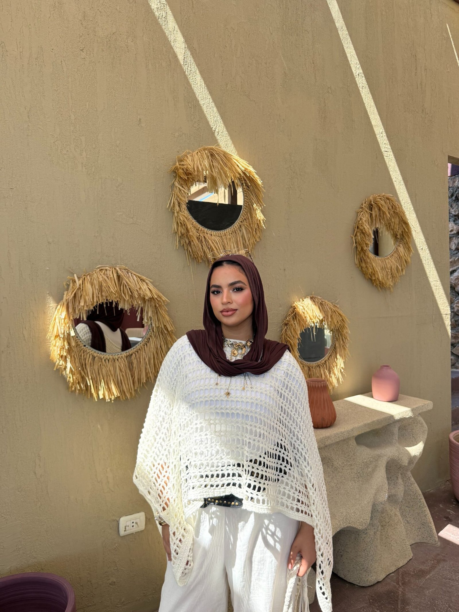 Crochet Cover - Ups ( off white) - Image 5